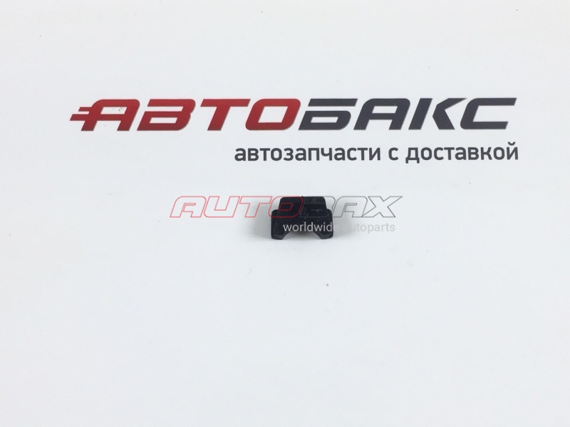 Крепеж Octavia (A5) 2004>2013